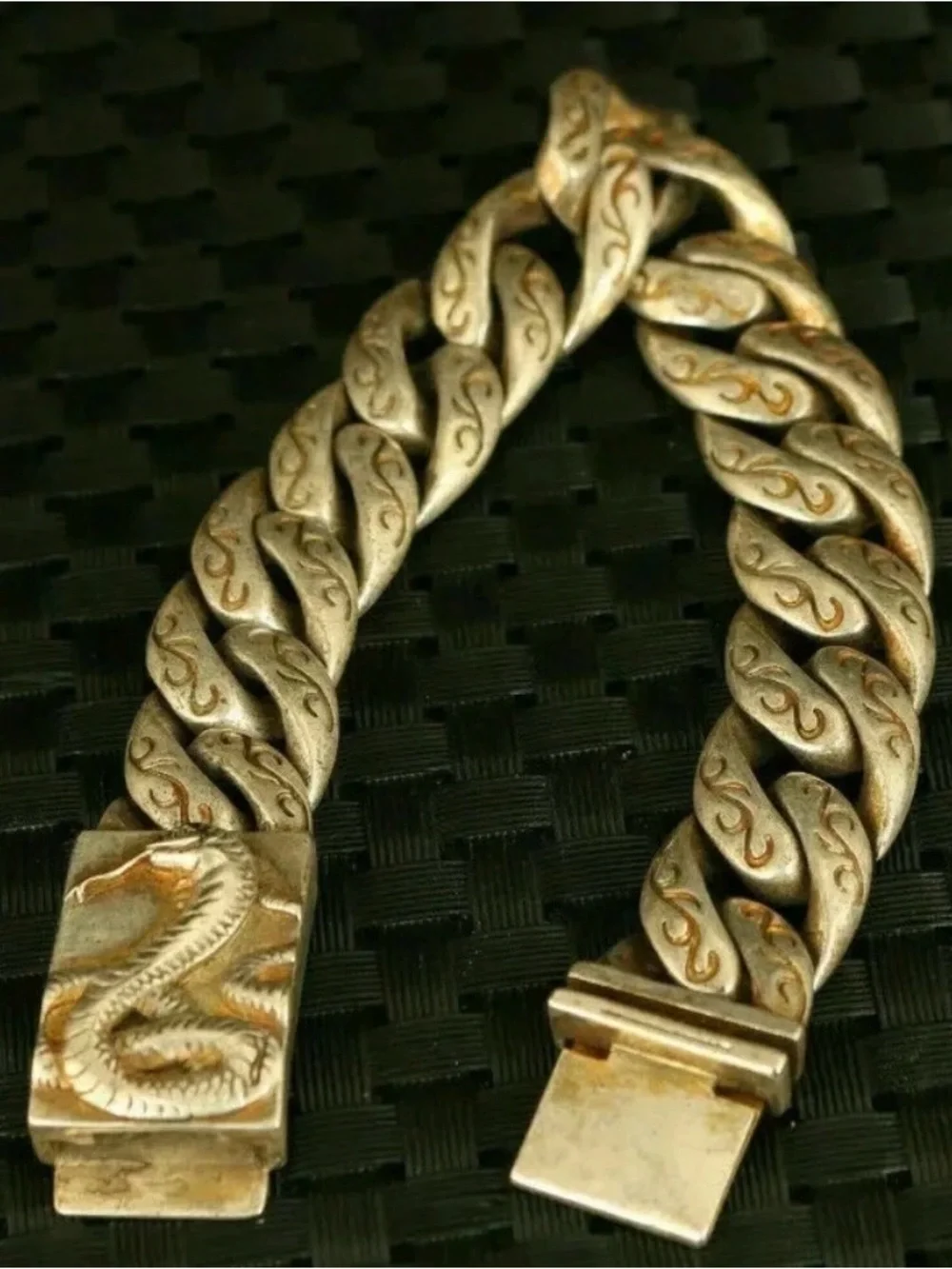 Men's Silver-Tone Serpent Link Bracelet - Sculpted Chain Design
